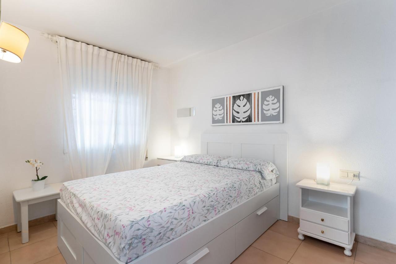 Lovely Apartment Next To The Beach Torremolinos Exterior photo